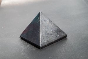 EMF Protection Crystals: The Heka Naturals Shungite Pyramid